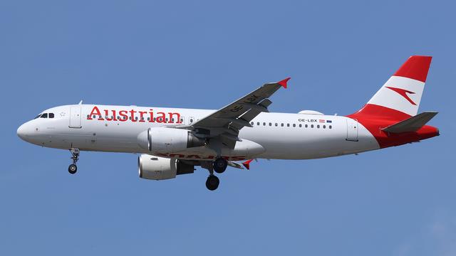 OE-LBX:Airbus A320-200:Austrian Airlines